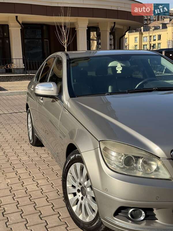 Седан Mercedes-Benz C-Class 2008 в Киеве