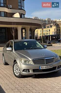 Седан Mercedes-Benz C-Class 2008 в 