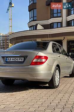 Седан Mercedes-Benz C-Class 2008 в 