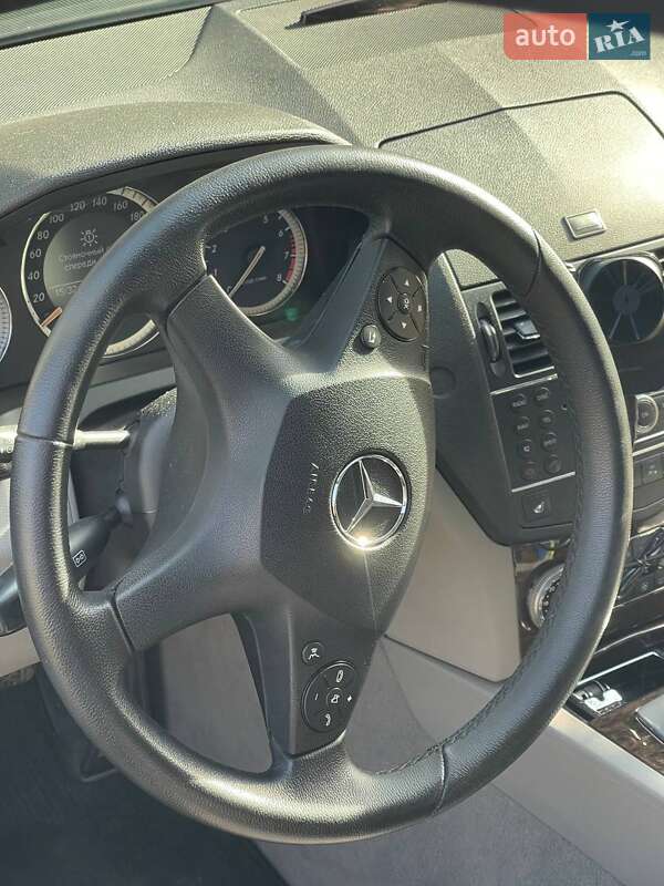 Седан Mercedes-Benz C-Class 2008 в Киеве