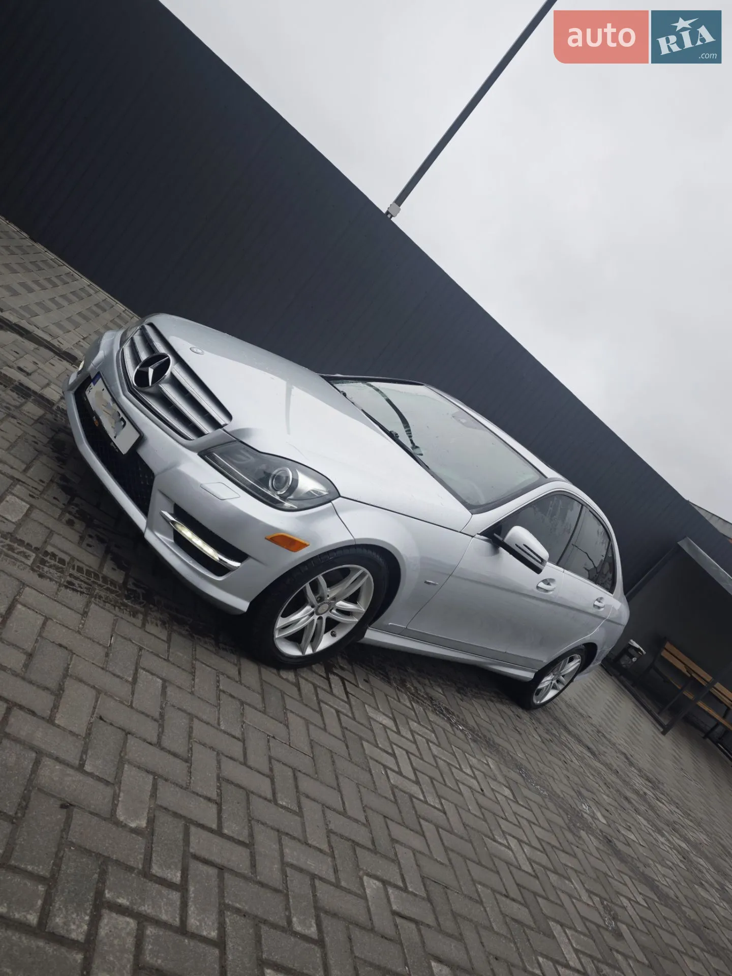 2011 Mercedes-Benz C-klasse - мініатюра 3