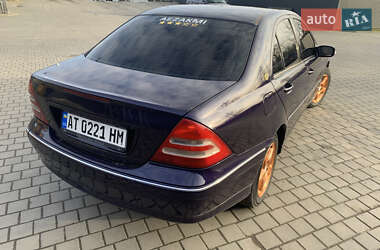Седан Mercedes-Benz C-Class 2002 в 