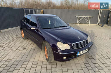 Седан Mercedes-Benz C-Class 2002 в 