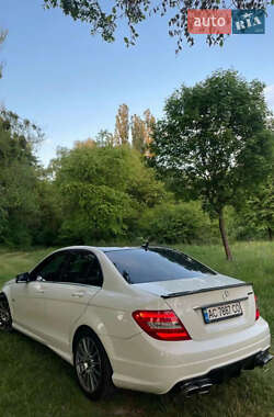Седан Mercedes-Benz C-Class 2011 в 