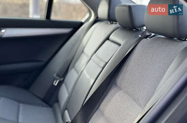 Седан Mercedes-Benz C-Class 2008 в 