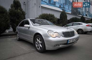 Седан Mercedes-Benz C-Class 2001 в Дніпрі