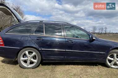 Универсал Mercedes-Benz C-Class 2002 в 