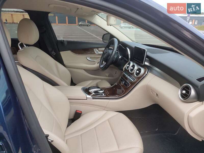 Седан Mercedes-Benz C-Class 2016 в Харькове