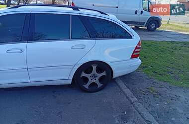 Универсал Mercedes-Benz C-Class 2001 в 