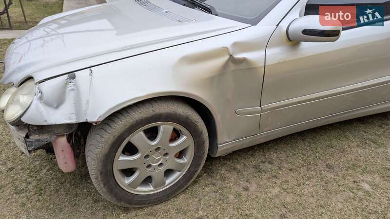 Купе Mercedes-Benz C-Class 2003 в Чернівцях
