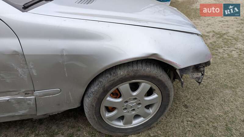 Купе Mercedes-Benz C-Class 2003 в Чернівцях