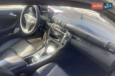 Купе Mercedes-Benz C-Class 2001 в 