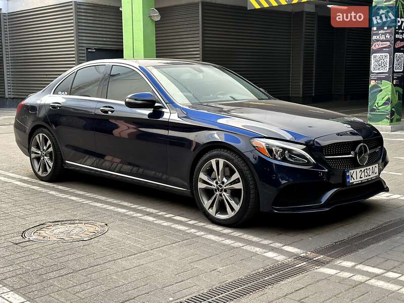 Седан Mercedes-Benz C-Class 2016 в Киеве