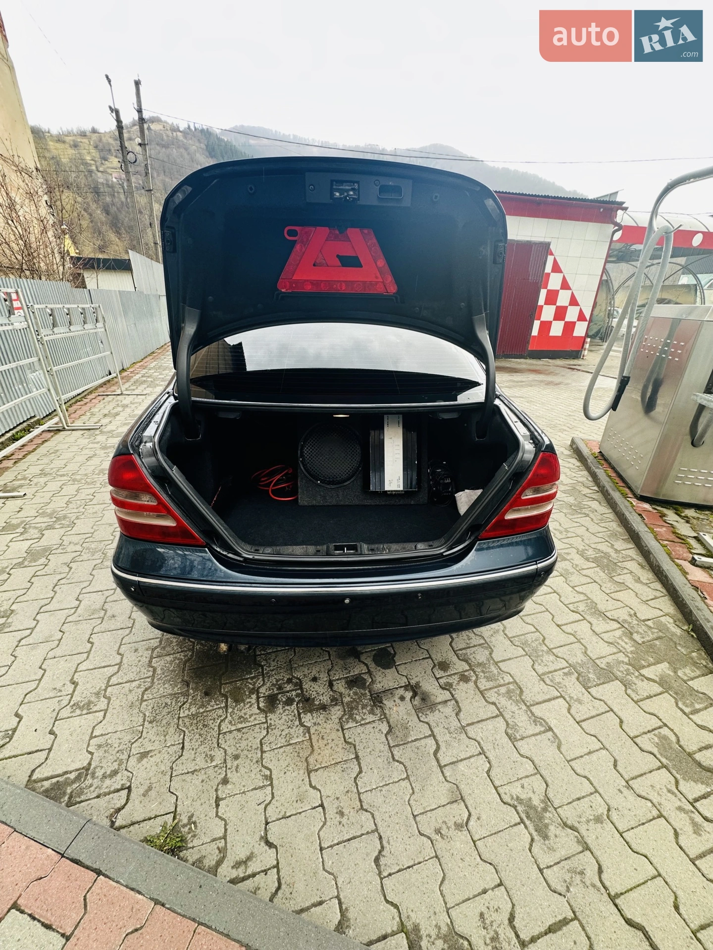 Mercedes-Benz C Class 2004 VIN WDB2030461A621309 фото оголошення 9 з 14