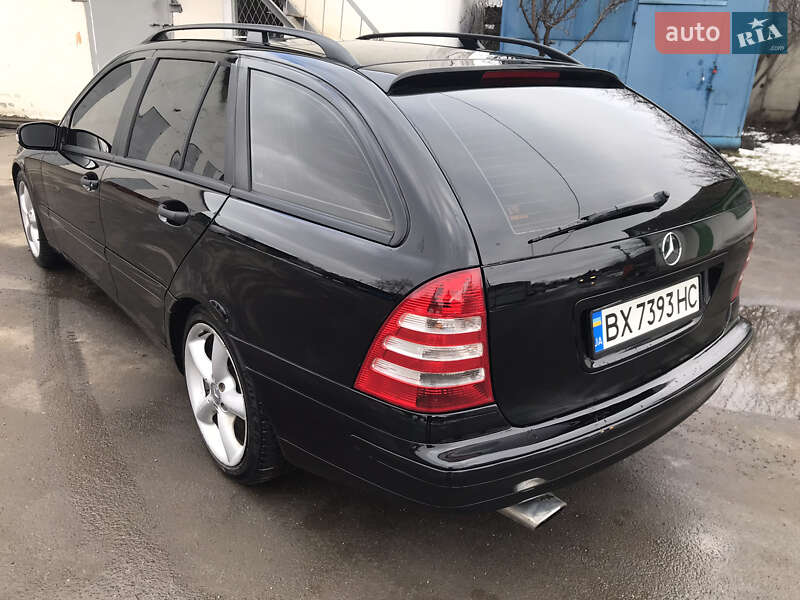 Универсал Mercedes-Benz C-Class 2003 в Староконстантинове
