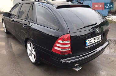 Универсал Mercedes-Benz C-Class 2003 в 
