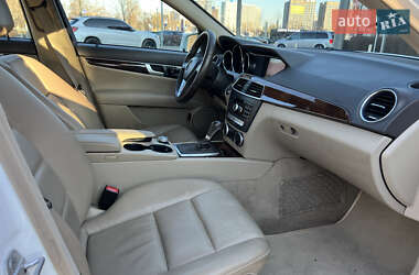 Седан Mercedes-Benz C-Class 2012 в 