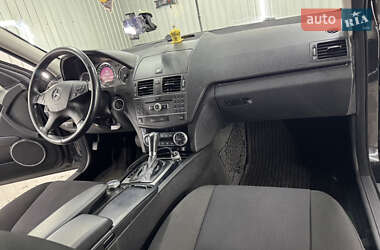 Седан Mercedes-Benz C-Class 2010 в 