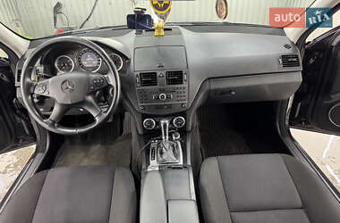 Седан Mercedes-Benz C-Class 2010 в 