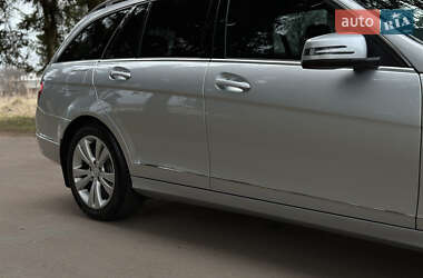 Универсал Mercedes-Benz C-Class 2010 в 