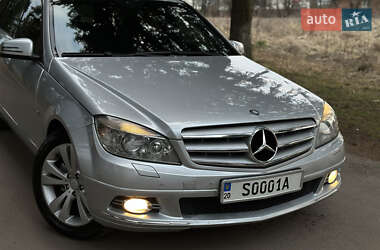 Универсал Mercedes-Benz C-Class 2010 в 