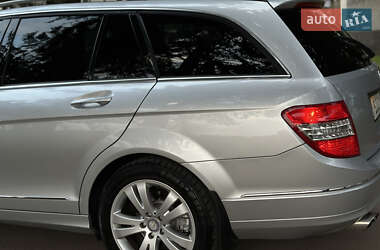 Универсал Mercedes-Benz C-Class 2010 в 