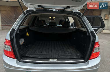 Универсал Mercedes-Benz C-Class 2010 в 