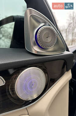Седан Mercedes-Benz C-Class 2017 в 