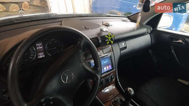 Універсал Mercedes-Benz C-Class 2006 в Ганичах