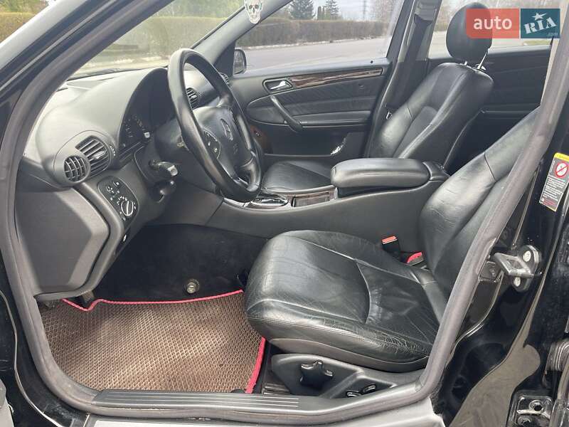 Седан Mercedes-Benz C-Class 2003 в Белой Церкви