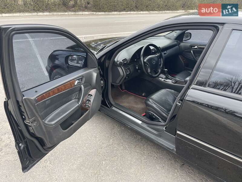 Седан Mercedes-Benz C-Class 2003 в Белой Церкви
