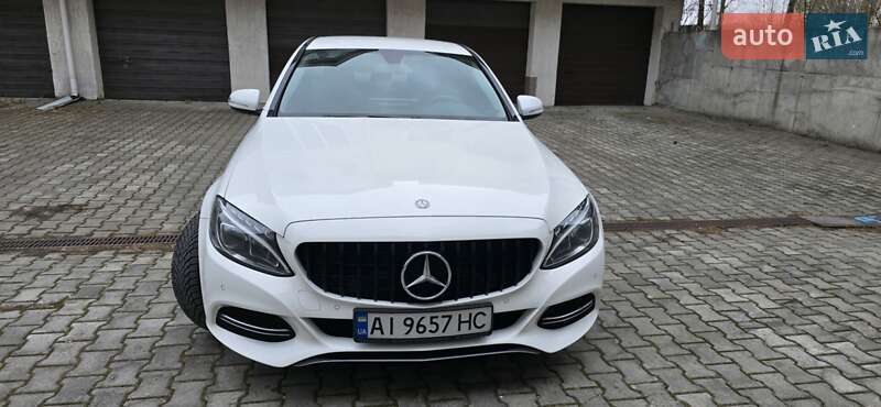 Седан Mercedes-Benz C-Class 2015 в Киеве