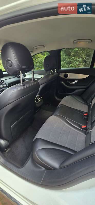 Седан Mercedes-Benz C-Class 2015 в Киеве