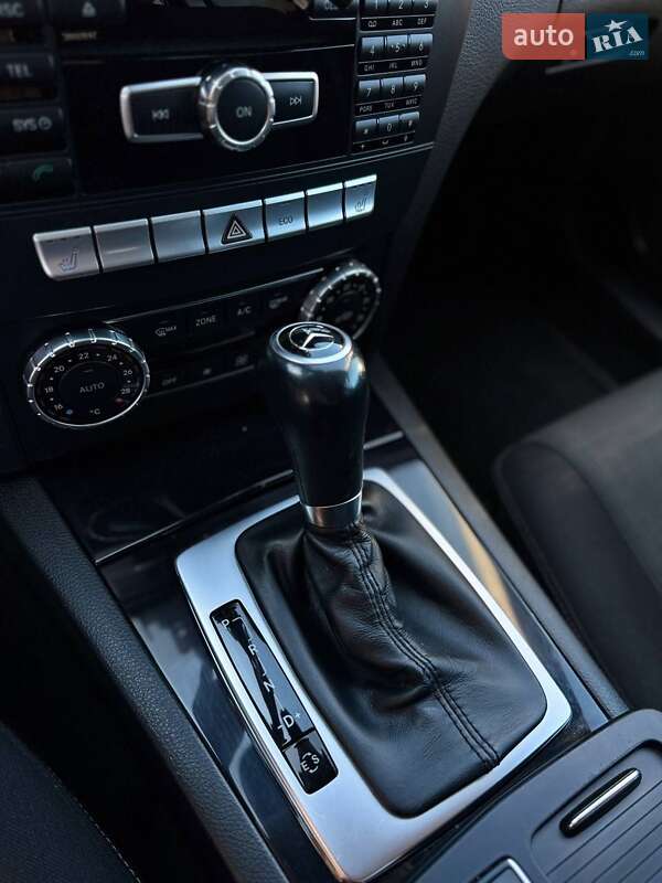 Универсал Mercedes-Benz C-Class 2014 в Виноградове