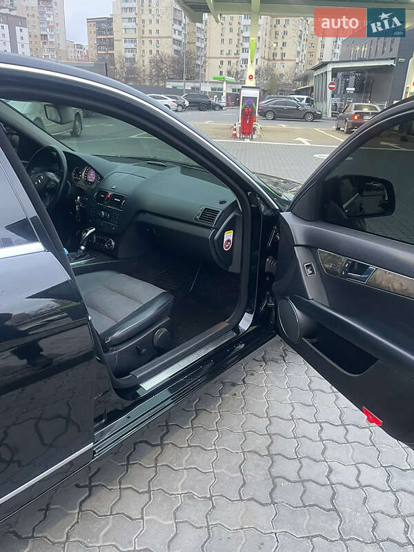 Седан Mercedes-Benz C-Class 2008 в Одессе