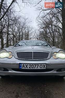 Универсал Mercedes-Benz C-Class 2001 в 