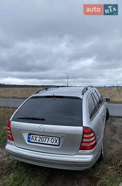 Универсал Mercedes-Benz C-Class 2001 в 