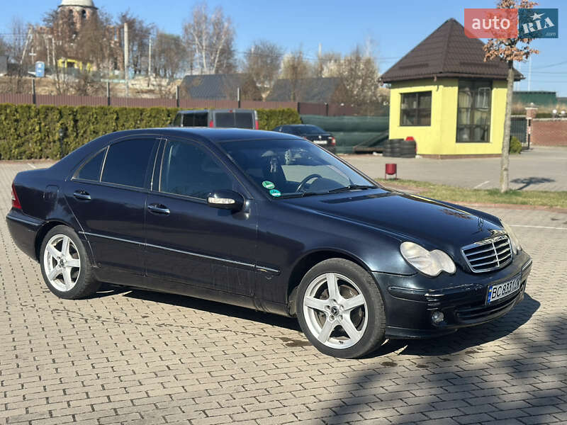 Седан Mercedes-Benz C-Class 2001 в 