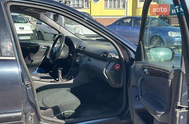 Седан Mercedes-Benz C-Class 2001 в 