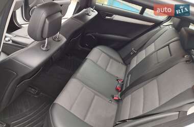 Универсал Mercedes-Benz C-Class 2010 в 