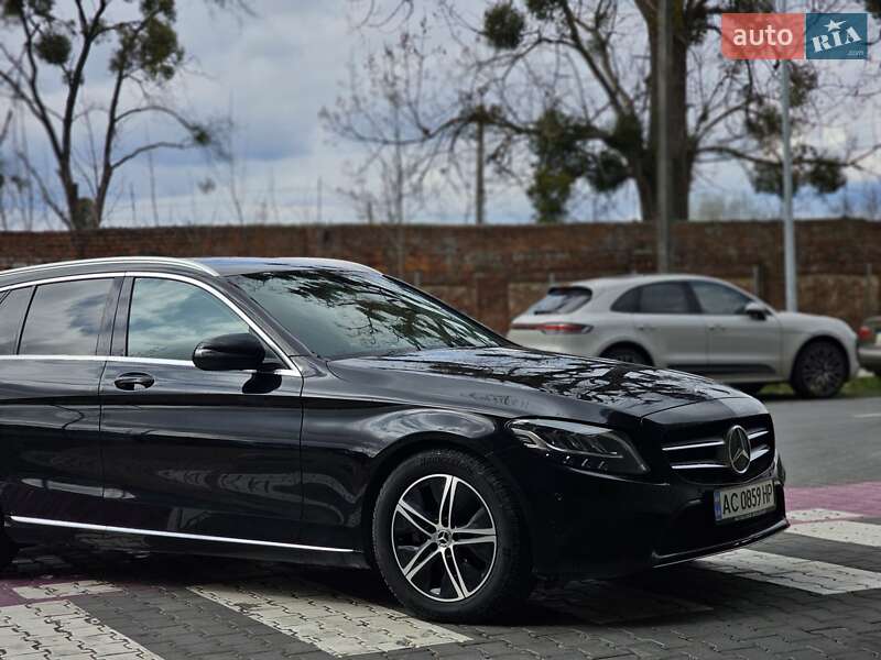 Універсал Mercedes-Benz C-Class 2019 в Львові