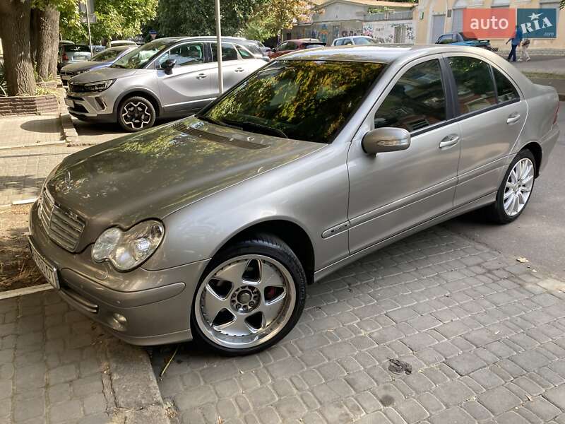 Седан Mercedes-Benz C-Class 2006 в Одессе фото 2 Седан Mercedes-Benz C-Class 2006 в Одессе