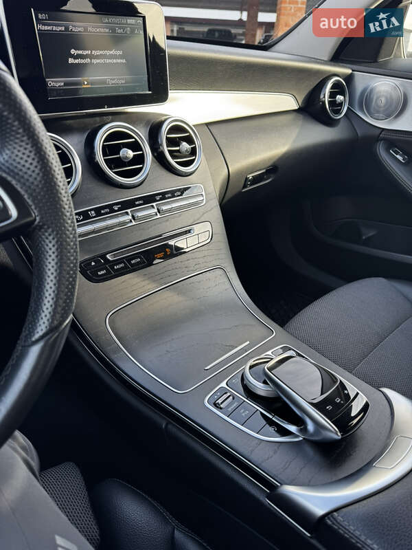 Седан Mercedes-Benz C-Class 2016 в Львові