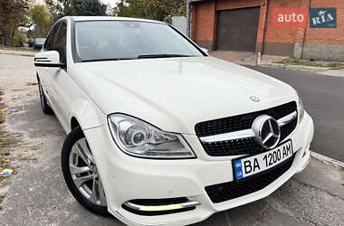 Седан Mercedes-Benz C-Class 2011 в Киеве