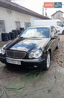 Седан Mercedes-Benz C-Class 2001 в 