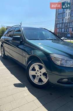 Универсал Mercedes-Benz C-Class 2010 в 