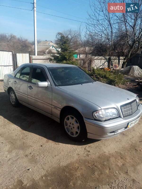 Mercedes-Benz C-Class 1997