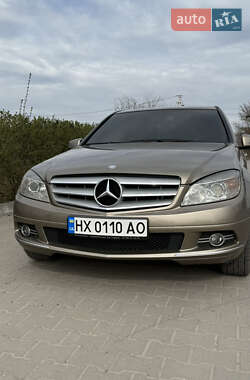 Седан Mercedes-Benz C-Class 2009 в 