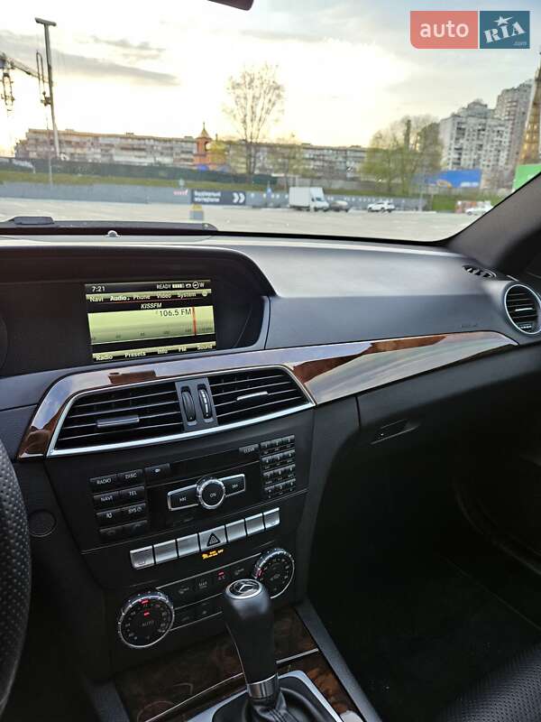 Купе Mercedes-Benz C-Class 2013 в Києві