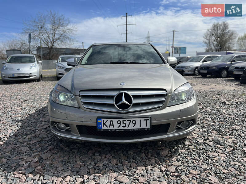 Седан Mercedes-Benz C-Class 2008 в Киеве
